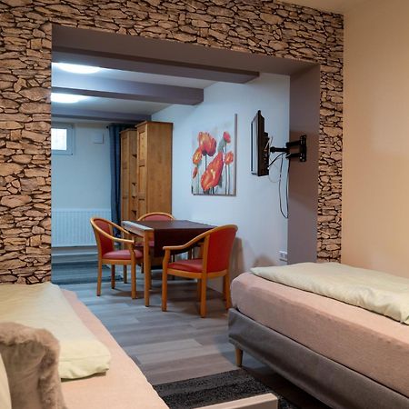 Pension Weinsberger Tal Lowenstein Bagian luar foto