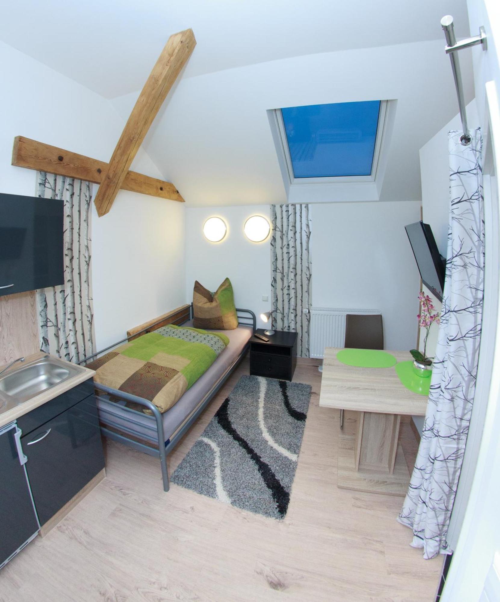 Pension Weinsberger Tal Lowenstein Ruang foto